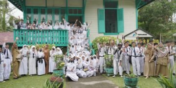 Memaknai Perpisahan Sekolah