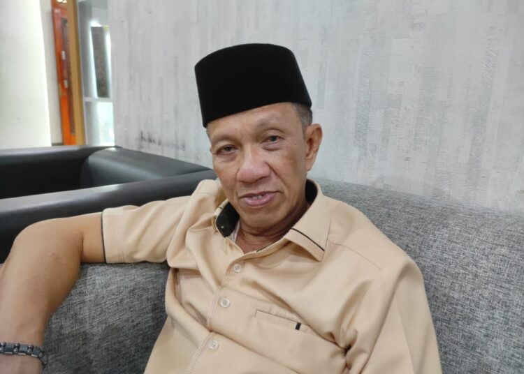 Komisi IV Pantau Seragam Gratis