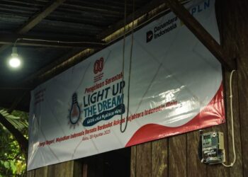 105 Warga Nikmati Listrik PLN