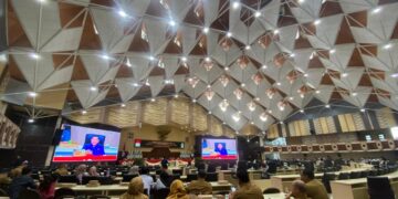 DPRD Kaltim Bahas Pandangan Fraksi atas RPJMD 2025–2029 di Paripurna ke-16