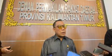 Sarkowi Tekankan Transformasi SDA ke SDM dan Dorong Kejelasan Program Bantuan Pendidikan Kaltim