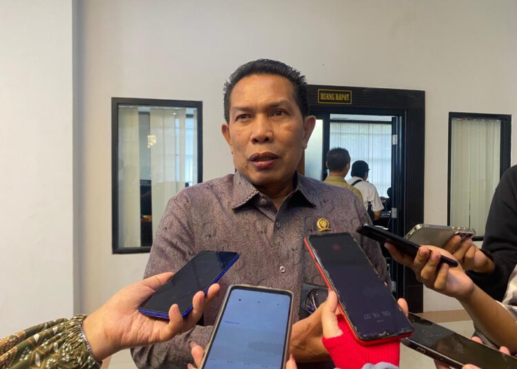 Agus Aras Dorong Pembangunan Tiga SMA/SMK Negeri Baru di Kutim dan Berau