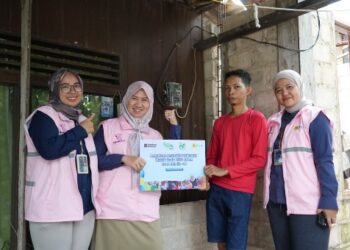 74 Keluarga Prasejahtera Nikmati Listrik PLN