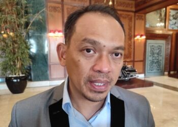 DPRD Jamin Seragam Gratis Tetap Jalan