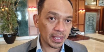 DPRD Jamin Seragam Gratis Tetap Jalan