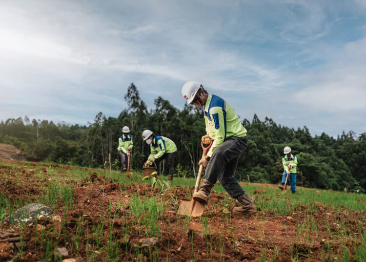 KAI Daop 1 Jakarta: Komite TJSL Salurkan Bantuan Program Bina Lingkungan Senilai Rp 220 Juta