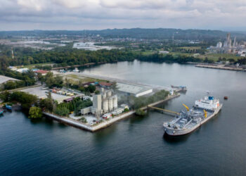 Tenun Persahabatan: Merajut Warisan India dan Indonesia dalam Heritage Threads