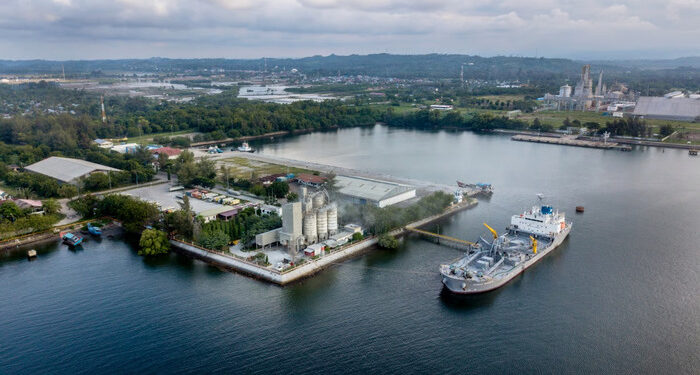 Tenun Persahabatan: Merajut Warisan India dan Indonesia dalam Heritage Threads