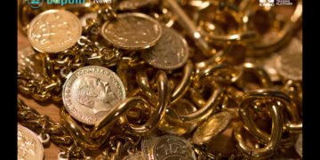 Emas Bergerak Hati-Hati di Tengah Ketidakpastian Suku Bunga The Fed