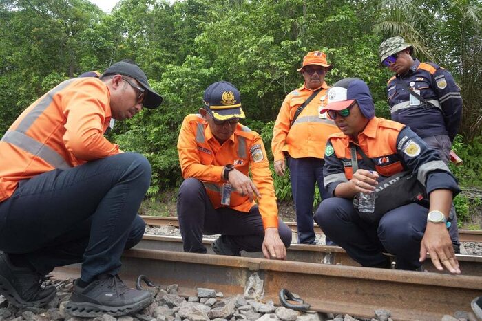 Menko AHY Tegaskan Pengembangan Kereta Api Perkuat Konektivitas Nasional Sesuai Arahan Prabowo