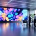 Panduan bagi Perusahaan dalam Memilih LED Videotron Indoor: Fokus Kualitas & ROI