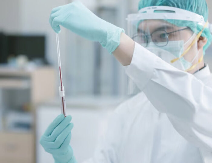 Emas Tetap Menguat, Pasar Tunggu Langkah The Fed