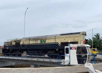 Jalur Putar: Mempermudah Jarak Pandang Masinis untuk Keamanan Perjalanan Kereta Divre III Palembang