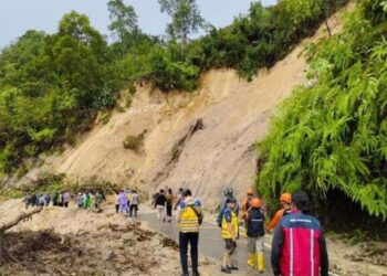 Kementerian PU Kerahkan Personel dan Alat Berat Tangani Banjir dan Longsor di Aceh, Sumut, dan Sumbar.