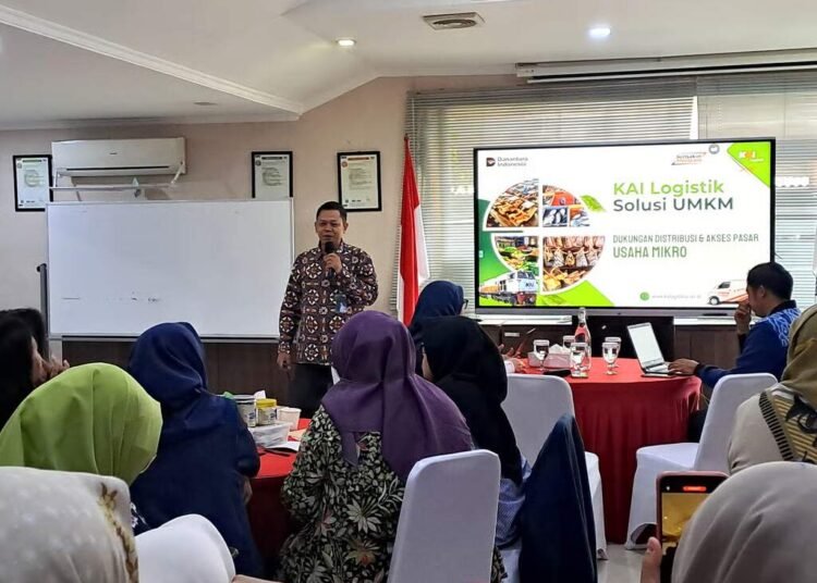 Dorong UMKM Naik Kelas, KAI Logistik Gelar UMKM Empowerment Academy LOKOMOTIF