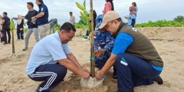 Dukung Penghijauan, Bandara SAMS Tanam 1.120 Pohon