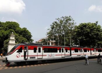 Dari Solo ke Wonogiri, KA Lokal Batara Kresna Hadirkan Perjalanan Santai Bertarif Terjangkau