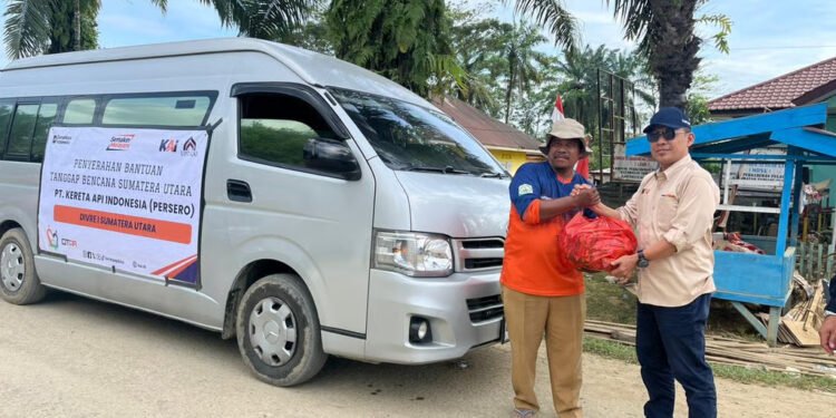 KAI Divre I Sumut Rangkul Penyintas Banjir Aceh Tamiang dan Langsa Melalui Penyaluran Bantuan 498 Paket Sembako