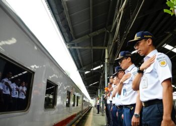 KAI Daop 7 Madiun Layani 13.210 Penumpang pada Hari Pertama Nataru 2025/2026