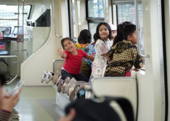 KAI Daop 7 Madiun Layani 13.210 Penumpang pada Hari Pertama Nataru 2025/2026