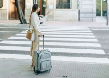 Mengatasi Biaya Traveling yang Melebihi Anggaran