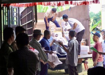 Karyawan PalmCo, Entitas Holding Perkebunan Nusantara, Salurkan Ribuan Paket Bantuan ke Aceh dan Sumatera Utara