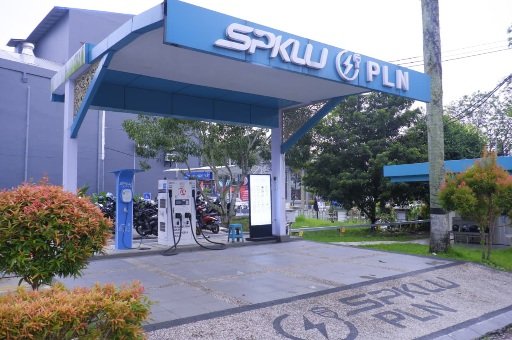 PLN Catatkan 18.932 Transaksi SPKLU di 2025