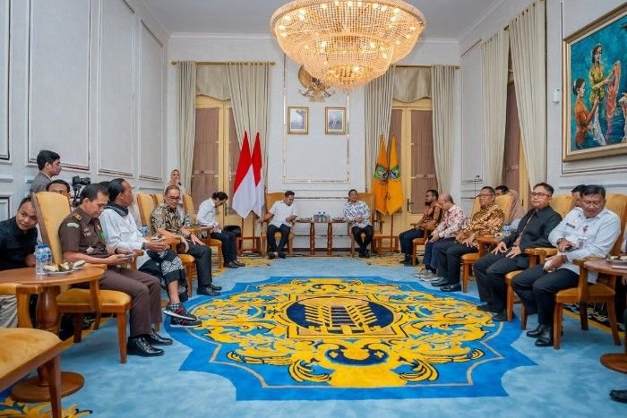 Dukung Pelestarian Pesisir, Kogabwilhan III Tanam 1.000 Mangrove di Pantai Gambesi