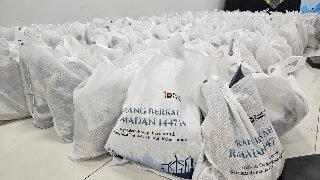 Warga Serbu Pasar Murah PLN