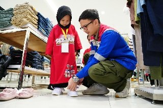 Pertamina Berbagi Baju Lebaran