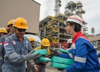 KPB Bagikan 3.300 Paket Iftar Pekerja