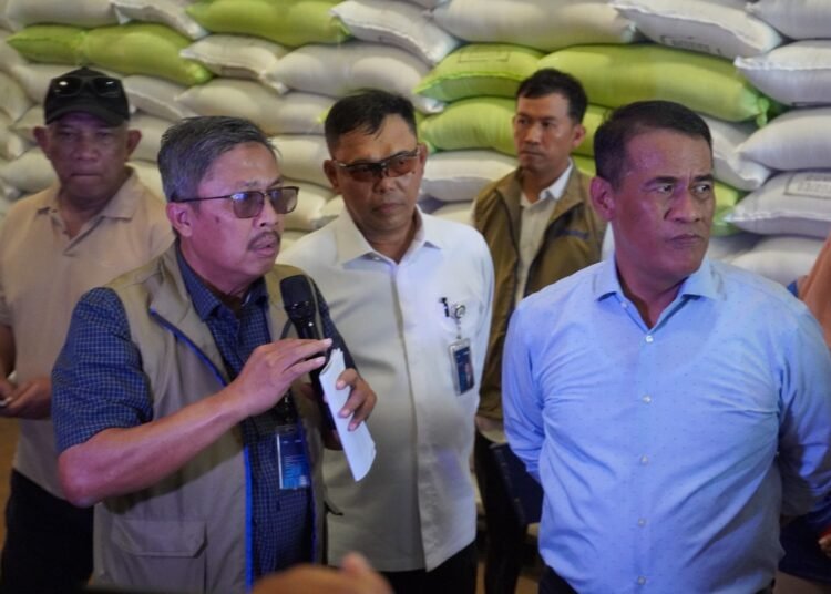 Bulog Klaim Stok 4,5 Juta Ton Beras