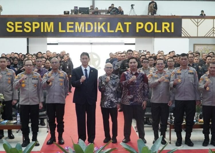 Menkeu Ajak Polisi Jaga Investasi