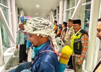 Bandara SAMS Sambut Kepulangan Haji Kaltim