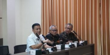 42 Bank Sampah Terima CSR PHM