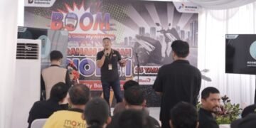 2 Ojek Online Terima Hadiah BOOM