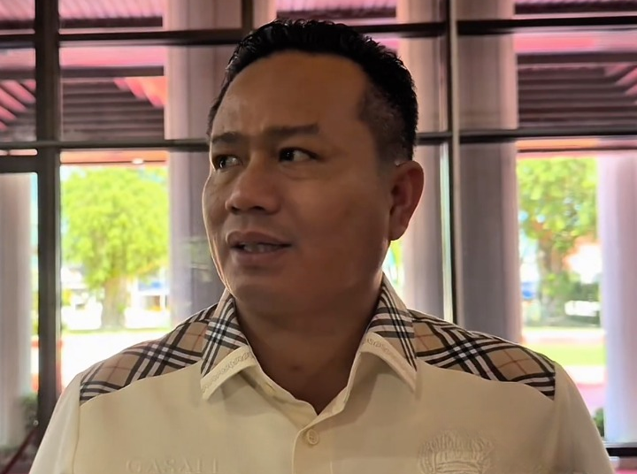 DPRD Pertanyakan Solusi Kekurangan Guru