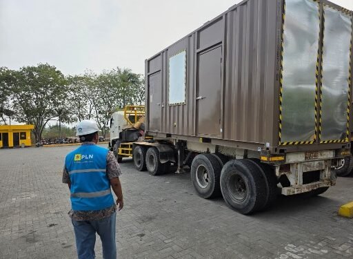 Pulihkan Melak, PLN Kirim Mesin Pembangkit